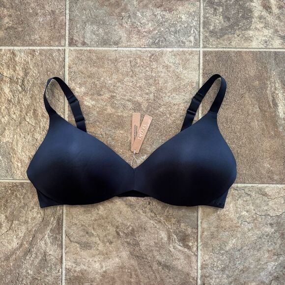 Skims Wireless Form Push-up Plunge Bra Onyx Size 42D - Picture 3 of 12